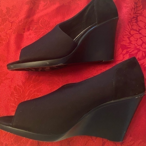 Dana Buchman Pira Black Wedge Heel. 6M. Open toe women shoe. Textile/ leather - Picture 3 of 7